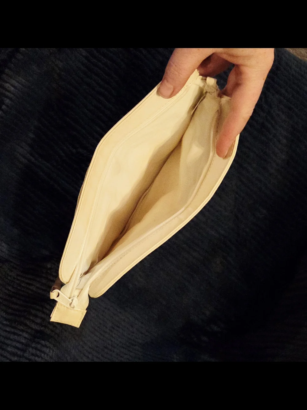 80s Vintage Cream Pleated Clutch